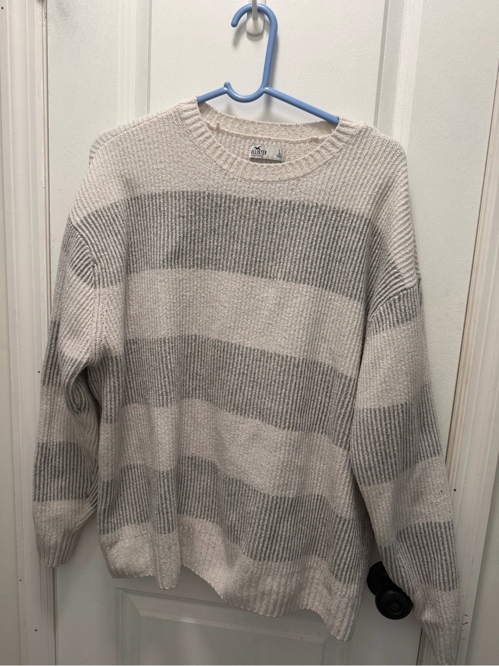 Hollister Striped Crewneck Sweater - Gray & Cream
